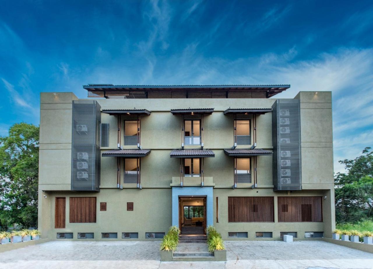 Manthila Hotel Anuradhapura Εξωτερικό φωτογραφία