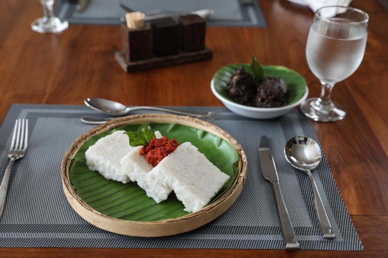 Manthila Hotel Anuradhapura Εξωτερικό φωτογραφία